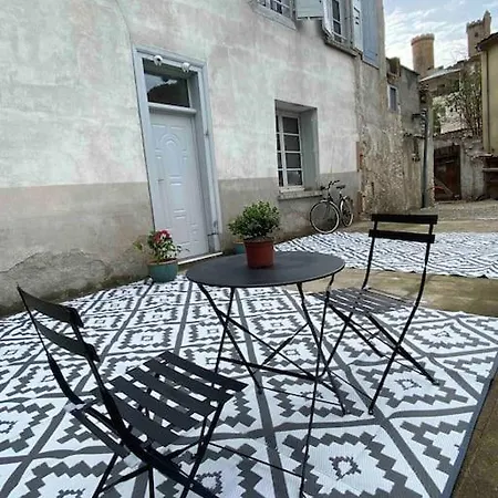 T3 Spacieux Plein Centre, Parking,clim, Patio, Jardin Apartment *