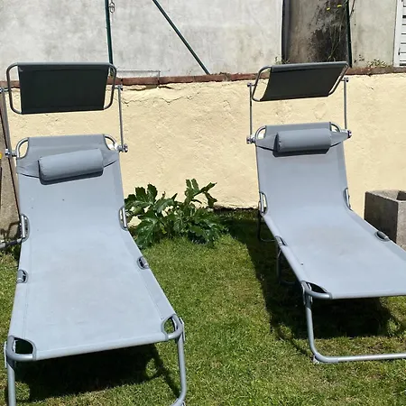 Apartmán 3 Pieces Spacieux Plein Centre, Parking,clim, Terrasse, Jardin *